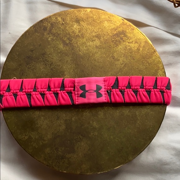 Under Armour headband - Picture 1 of 2